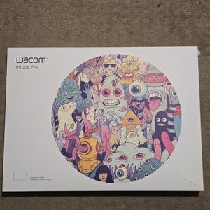 Wacom Intuos Pro Tablet with Pro Pen - Large
